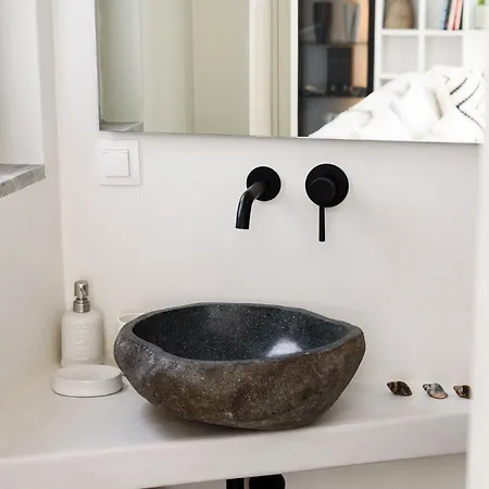 Villa Akoya Pearl - Sea Front *