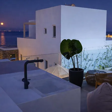 Akoya Pearl - Sea Front