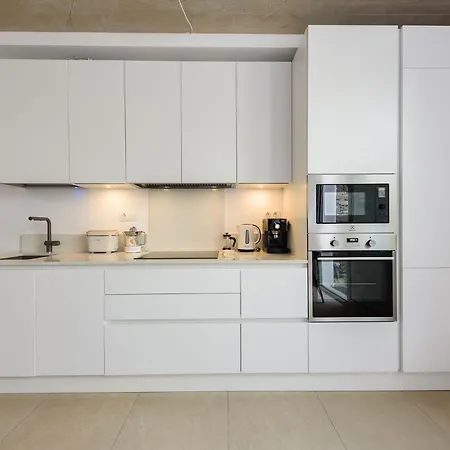 Akoya Pearl - Sea Front