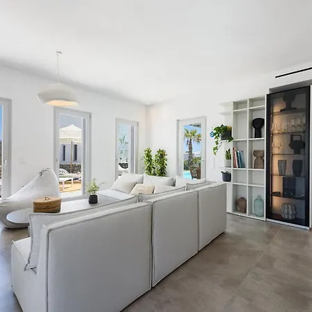 Akoya Pearl - Sea Front *