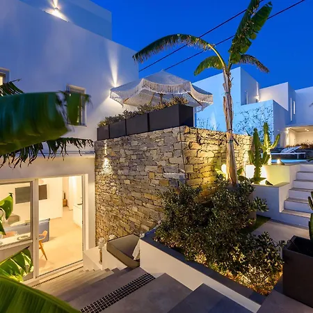 Villa Akoya Pearl - Sea Front *