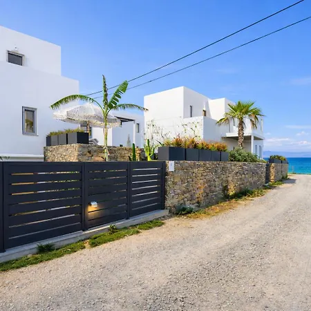 Akoya Pearl - Sea Front Villa *