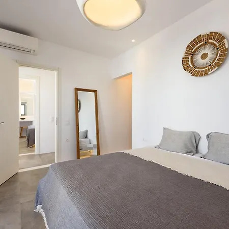 Akoya Pearl - Sea Front Ambelas