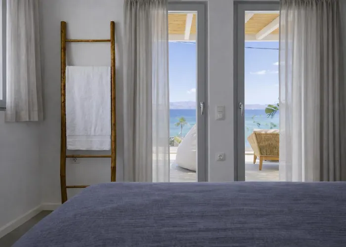 Akoya Pearl - Sea Front Ambelas